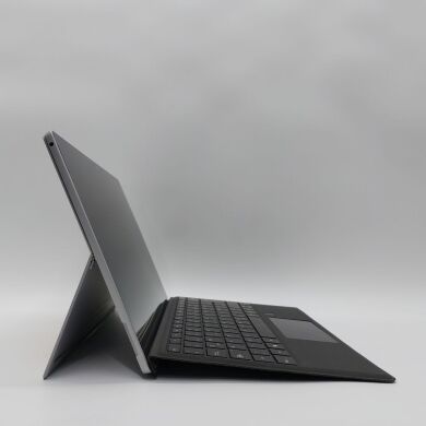 Нетбук Microsoft Surface Pro 4 / 12.3" (2736х1824) IPS Touch / Intel Core i5-7300U (2 (4) ядра по 2.6 - 3.5 GHz) / 8 GB DDR3 / 256 GB SSD / Intel HD Graphics 620 / WebCam Нетбук Microsoft Surface Pro 4 / 12.3" (2736х1824) IPS Touch / Intel Core i5-7300U (2 (4) ядра по 2.6 - 3.5 GHz) / 8 GB DDR3 / 256 GB SSD / Intel HD Graphics 620 / WebCam