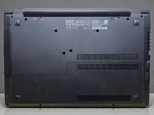 Ноутбук Б-класс Lenovo B51-30 / 15.6'' (1366x768) TN / Intel Pentium N3700 (4 ядра по 1.6 - 2.4 GHz) / 8 GB DDR3 / 120 GB SSD / nVidia GeForce 920M, 1 GB GDDR3, 64-bit / WebCam