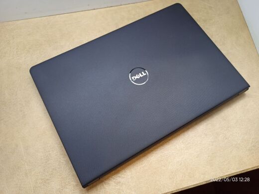 Ноутбук Dell Inspiron 15 / 15.6" (1366x768) TN / Intel Pentium N3710 (4 ядра по 1.6 - 2.56 GHz) / 4 GB DDR3 / 500 GB HDD / Intel HD Graphics / WebCam / DVD-ROM
