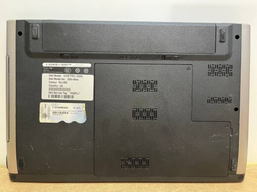 Ноутбук Dell Vostro 3500 / 15.6" (1366x768) TN / Intel Core i5-520M (2 (4) ядра по 2.4 - 2.93 GHz) / 8 GB DDR3 / 256 GB SSD / nVidia GeForce 310M, 512 MB DDR3, 64-bit / WebCam 