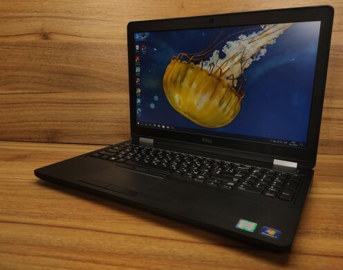 Ноутбук робоча станція Б-клас Dell Precision 3510 / 15.6" (1920x1080) IPS / Intel Core i7-6700HQ (4 (8) ядра по 2.6 - 3.5 GHz) / 16 GB DDR4 / 512 GB SSD / AMD FirePro W5130M, 2 GB GDDR5, 128-bit / WebCam / Windows 10