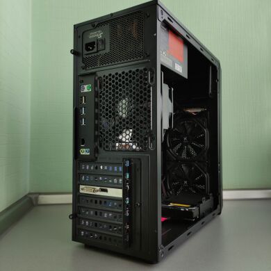 Робоча станція Vinga Tower / Intel Xeon E5-1650 v4 (6 (12) ядра по 3.6 - 4.0 GHz) / 64 GB DDR4 / 1 TB HDD / nVidia Quadro K600, 1 GB DDR3, 128-bit / 650W