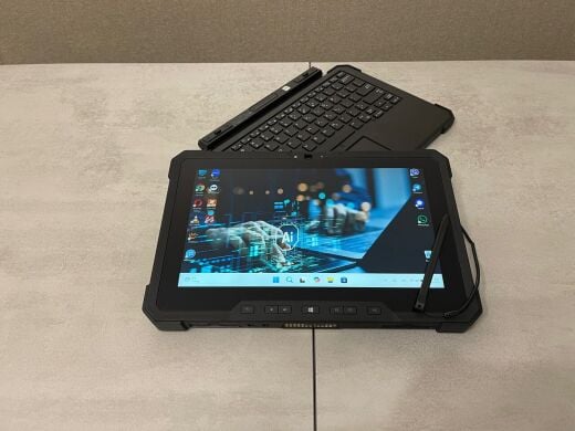 Захищений планшет Dell Latitude 7212 Rugged / 11.6'' (1920x1080) IPS / Intel Core i5-7300U (2 (4) ядра по 2.6 - 3.5 GHz) / 8 GB DDR3 / 256 GB SSD M.2 / Intel HD Graphics 620 / WebCam / Стилус / Клавіатура