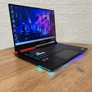 Ігровий ноутбук Asus ROG Strix G15 G513QY / 15.6" (1920x1080) IPS / AMD Ryzen 9 5900HX (8 (16) ядер по 3.3 - 4.6 GHz) / 16 GB DDR4 / 1000 GB SSD / AMD Radeon RX 6800M, 12 GB GDDR6, 192-bit