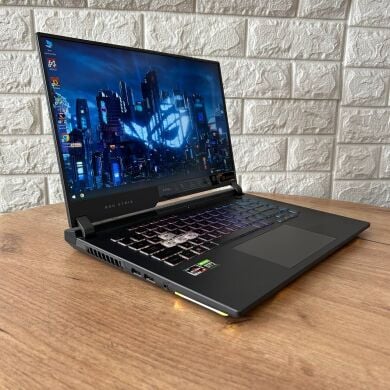 Ігровий ноутбук Б-клас Asus ROG Strix G15 G513IE / 15.6" (1920x1080) IPS / AMD Ryzen 7 4800H (8 (16) ядер по 2.9 - 4.2 GHz) / 8 GB DDR4 / 512 GB SSD / nVidia GeForce RTX 3050 Ti, 4 GB GDDR6, 128-bit