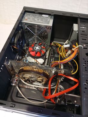 ПК Б-клас AeroCool Tower / AMD Athlon II X2 280 (2 ядра по 3.6 GHz) / 8 GB DDR3 / 500 GB HDD / nVidia GeForce 9600 GT, 512 MB GDDR3, 256-bit / DVD-RW / 500W