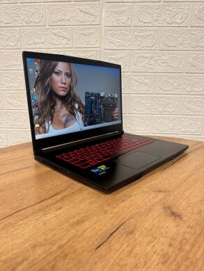 Ігровий ноутбук Б-клас MSI Thin GF63 12VE / 15.6" (1920x1080) IPS / Intel Core i5-12450H (8 (12) ядер по 3.3 - 4.4 GHz) / 8 GB DDR4 / 512 GB SSD / nVidia GeForce RTX 4050, 6 GB GDDR6, 96-bit / WebCam
