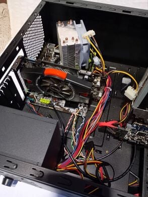 ПК Cooler Master K280 Tower / Intel Xeon E5-2420 v2 (6 (12) ядер по 2.2 - 2.7 GHz) / 16 GB DDR3 / 240 GB SSD + 1000 GB HDD / nVidia GeForce GTS 450, 1 GB GDDR5, 128-bit