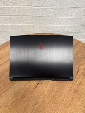 Ігровий ноутбук Б-клас MSI Thin GF63 12VE / 15.6" (1920x1080) IPS / Intel Core i5-12450H (8 (12) ядер по 3.3 - 4.4 GHz) / 8 GB DDR4 / 512 GB SSD / nVidia GeForce RTX 4050, 6 GB GDDR6, 96-bit / WebCam