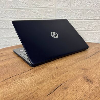 Ультрабук Б-клас HP 15-dy2762wm / 15.6" (1920x1080) TN / Intel Core i7-1165G7 (4 (8) ядра по 2.8 - 4.7 GHz) / 16 GB DDR4 / 512 GB SSD / Intel Iris Xe Graphics / WebCam