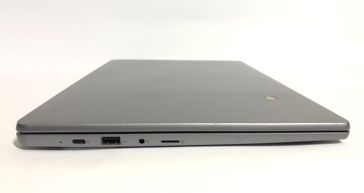 Ультрабук Б-класс Lenovo IdeaPad 3 Chrome 15IJL6 / 15.6" (1920x1080) IPS / Intel Celeron N4500 (2 ядра по 1.1 - 2.8 GHz) / 8 GB DDR4 / 128 GB eMMC / Intel UHD Graphics 630 / WebCam / ChromeOS