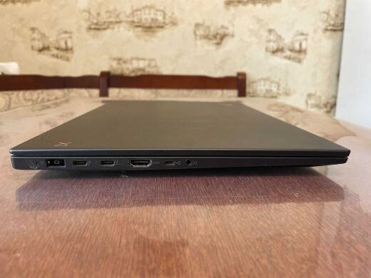 Ноутбук Lenovo ThinkPad X1 Extreme Gen 2 / 15.6" (1920x1080) IPS / Intel Core i9-9880H (8 (16) ядер по 2.3 - 4.8 GHz) / 16 GB DDR4 / 256 GB SSD / nVidia GeForce GTX 1650, 4 GB GDDR5, 128-bit / WebCam Ноутбук Lenovo ThinkPad X1 Extreme Gen 2 / 15.6" (1920x1080) IPS / Intel Core i9-9880H (8 (16) ядер по 2.3 - 4.8 GHz) / 16 GB DDR4 / 256 GB SSD / nVidia GeForce GTX 1650, 4 GB GDDR5, 128-bit / WebCam