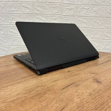 Ігровий ноутбук Б-клас Dell Inspiron 15 7559 / 15.6" (1920x1080) IPS / Intel Core i7-6700HQ (4 (8) ядра по 2.6 - 3.5 GHz) / 16 GB DDR3 / 240 GB SSD / nVidia GeForce GTX 960M, 4 GB GDDR5, 128-bit / WebCam