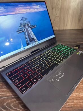 Ігровий ноутбук CyberPower Tracer IV GM5MP7Y / 15.6" (1920x1080) IPS / Intel Core i7-10875H (8 (16) ядер по 2.3 - 5.1 GHz) / 16 GB DDR4 / 500 GB SSD / nVidia GeForce RTX 2070, 8 GB GDDR6, 256-bit / WebCam Ігровий ноутбук CyberPower Tracer IV GM5MP7Y / 15.6" (1920x1080) IPS / Intel Core i7-10875H (8 (16) ядер по 2.3 - 5.1 GHz) / 16 GB DDR4 / 500 GB SSD / nVidia GeForce RTX 2070, 8 GB GDDR6, 256-bit / WebCam