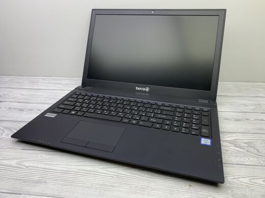 Ноутбук Terra Mobile 1515 / 15.6" (1920x1080) TN / Intel Core i5-7200U (2 (4) ядра по 2.5 - 3.1 GHz) / 8 GB DDR4 / 120 GB SSD / Intel HD Graphics 620 / WebCam / Без АКБ Ноутбук Terra Mobile 1515 / 15.6" (1920x1080) TN / Intel Core i5-7200U (2 (4) ядра по 2.5 - 3.1 GHz) / 8 GB DDR4 / 120 GB SSD / Intel HD Graphics 620 / WebCam / Без АКБ