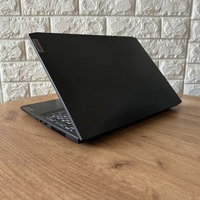 Игровой ноутбук Б-класс Lenovo IdeaPad Gaming 3 15ACH6 / 15.6" (1920x1080) IPS / AMD Ryzen 5 5600H (6 (12) ядер по 3.3 - 4.2 GHz) / 16 GB DDR4 / 1000 GB SSD / nVidia GeForce RTX 3050, 4 GB GDDR6, 128-bit / WebCam