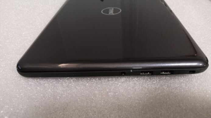 Ноутбук Dell Latitude E3380 / 13.3" (1366x768) TN / Intel Core i3-6006U (2 (4) ядра по 2.0 GHz) / 4 GB DDR4 / 120 GB SSD / Intel HD Graphics 520 / WebCam