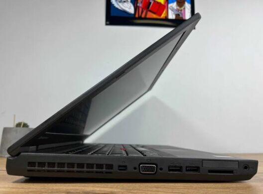 Ноутбук Lenovo ThinkPad T540p / 15.6" (1920x1080) IPS / Intel Core i5-4200M (2 (4) ядра по 2.5 - 3.1 GHz) / 8 GB DDR3 / 256 GB SSD / nVidia GeForce GT 730M, 1 GB DDR3, 64-bit / WebCam / DVD-ROM / Win 10 Ноутбук Lenovo ThinkPad T540p / 15.6" (1920x1080) IPS / Intel Core i5-4200M (2 (4) ядра по 2.5 - 3.1 GHz) / 8 GB DDR3 / 256 GB SSD / nVidia GeForce GT 730M, 1 GB DDR3, 64-bit / WebCam / DVD-ROM / Win 10