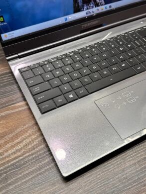 Ігровий ноутбук CyberPower Tracer IV GM5MP7Y / 15.6" (1920x1080) IPS / Intel Core i7-10875H (8 (16) ядер по 2.3 - 5.1 GHz) / 16 GB DDR4 / 500 GB SSD / nVidia GeForce RTX 2070, 8 GB GDDR6, 256-bit / WebCam Ігровий ноутбук CyberPower Tracer IV GM5MP7Y / 15.6" (1920x1080) IPS / Intel Core i7-10875H (8 (16) ядер по 2.3 - 5.1 GHz) / 16 GB DDR4 / 500 GB SSD / nVidia GeForce RTX 2070, 8 GB GDDR6, 256-bit / WebCam