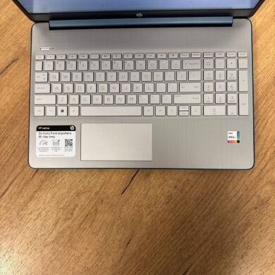 Ультрабук Б-клас HP 15-dy2762wm / 15.6" (1920x1080) TN / Intel Core i7-1165G7 (4 (8) ядра по 2.8 - 4.7 GHz) / 16 GB DDR4 / 512 GB SSD / Intel Iris Xe Graphics / WebCam