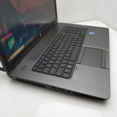 Мобільна робоча станція HP ZBook 17 / 17.3" (1600x900) TN / Intel Core i7-4700MQ (4 (8) ядра по 2.4 - 3.4 GHz) / 8 GB DDR3 / 512 GB SSD / nVidia Quadro K610M, 1 GB GDDR5, 64-bit / WebCam / DVD-ROM / Win 10 Pro