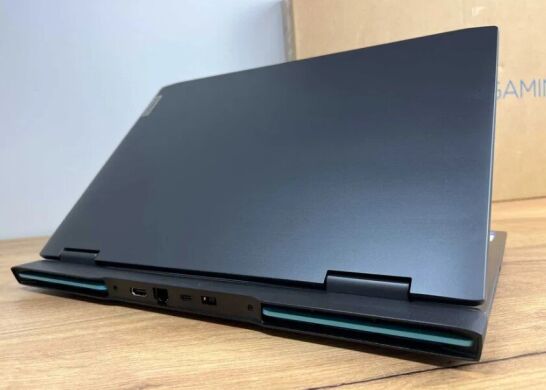 Игровой ноутбук Lenovo IdeaPad Gaming 3 15IAH7 / 15.6" (1920x1080) IPS / Intel Core i5-12500H (12 (16) ядер по 3.3 - 4.5 GHz) / 16 GB DDR4 / 512 GB SSD / nVidia GeForce RTX 3050, 4 GB GDDR6, 128-bit / WebCam / Win 11