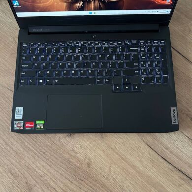 Игровой ноутбук Б-класс Lenovo IdeaPad Gaming 3 15ACH6 / 15.6" (1920x1080) IPS / AMD Ryzen 5 5600H (6 (12) ядер по 3.3 - 4.2 GHz) / 16 GB DDR4 / 1000 GB SSD / nVidia GeForce RTX 3050, 4 GB GDDR6, 128-bit / WebCam