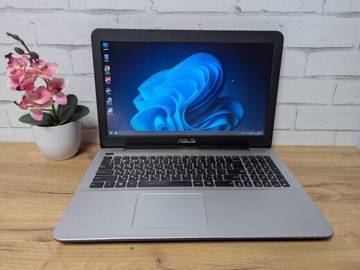 Ноутбук Asus F555L / 15.6" (1920x1080) TN / Intel Core i5-4210U (2 (4) ядра по 1.7 - 2.7 GHz) / 8 GB DDR3 / 128 GB SSD / nVidia GeForce 820M, 2 GB GDDR3, 64-bit / WebCam