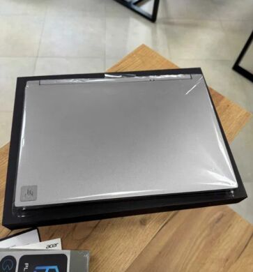 Ігровий ультрабук Acer Predator Triton 300 SE / 14" (1920x1080) IPS / Intel Core i5-11300H (4 (8) ядра по 2.6 - 4.4 GHz) / 16 GB DDR4 / 512 GB SSD / nVidia GeForce RTX 3060, 6 GB GDDR6, 192-bit / WebCam / Win 10 Home