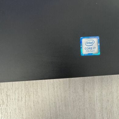 Игровой ноутбук Dell Alienware 15 R3 / 15.6" (1920x1080) IPS / Intel Core i7-7700HQ (4 (8) ядра по 2.8 - 3.8 GHz) / 32 GB DDR4 / 512 GB SSD / nVidia GeForce GTX 1070, 8 GB GDDR5, 256-bit / WebCam Игровой ноутбук Dell Alienware 15 R3 / 15.6" (1920x1080) IPS / Intel Core i7-7700HQ (4 (8) ядра по 2.8 - 3.8 GHz) / 32 GB DDR4 / 512 GB SSD / nVidia GeForce GTX 1070, 8 GB GDDR5, 256-bit / WebCam