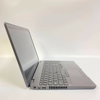 Ігровий ноутбук Б-клас Dell Precision 3540 / 15.6" (1920x1080) IPS / Intel Core i5-8365U (4 (8) ядра по 1.6 - 4.1 GHz) / 16 GB DDR4 / 512 GB SSD / AMD Radeon Pro WX 2100, 2 GB GDDR5, 64-bit / WebCam + Бездротова мишка