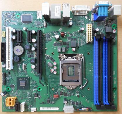 Комплект ПК: Fujitsu Esprimo P500 Tower / Intel Core i3-2120 (2 (4) ядра по 3.3 GHz) / 8 GB DDR3 / 250 GB HDD + Монітор Б клас Acer B193 / 19" (1280x1024) TN CCFL / DVI-D, VGA / вбудовані колонки 2x 1W