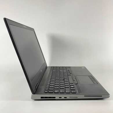 Мобильная рабочая станция Б-класс Dell Precision 7530 / 15.6" (1920x1080) IPS / Intel Core i5-8400H (4 (8) ядра по 2.5 - 4.2 GHz) / 16 GB DDR4 / 512 GB SSD / nVidia Quadro P2000, 4 GB GDDR5, 128-bit / WebCam / HDMI