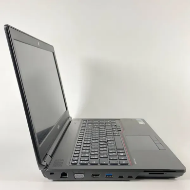 Мобильная рабочая станция Б-класс Fujitsu Celsius H780 / 15.6" (1920x1080) IPS / Intel Core i7-8750H (6 (12) ядер по 2.2 - 4.1 GHz) / 16 GB DDR4 / 512 GB SSD / nVidia Quadro P600, 4 GB GDDR5, 128-bit / USB Type-C / VGA / WebCam