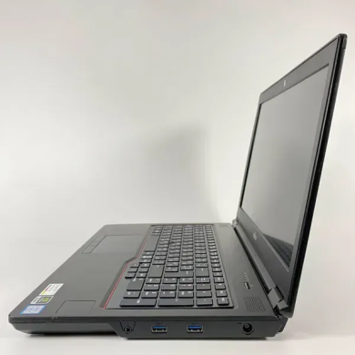 Мобильная рабочая станция Б-класс Fujitsu Celsius H780 / 15.6" (1920x1080) IPS / Intel Core i7-8750H (6 (12) ядер по 2.2 - 4.1 GHz) / 16 GB DDR4 / 512 GB SSD / nVidia Quadro P600, 4 GB GDDR5, 128-bit / USB Type-C / VGA / WebCam