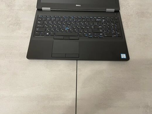 Мобільна робоча станція Dell Precision 3510 / 15.6" (1920x1080) IPS / Intel Core i7-6820HQ (4 (8) ядра по 2.7 - 3.6 GHz) / 16 GB DDR4 / 256 GB SSD M.2 / AMD FirePro W5130M, 2 GB GDDR5, 128-bit / WebCam / HDMI / АКБ