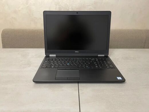 Мобільна робоча станція Dell Precision 3510 / 15.6" (1920x1080) IPS / Intel Core i7-6820HQ (4 (8) ядра по 2.7 - 3.6 GHz) / 16 GB DDR4 / 256 GB SSD M.2 / AMD FirePro W5130M, 2 GB GDDR5, 128-bit / WebCam / HDMI / АКБ