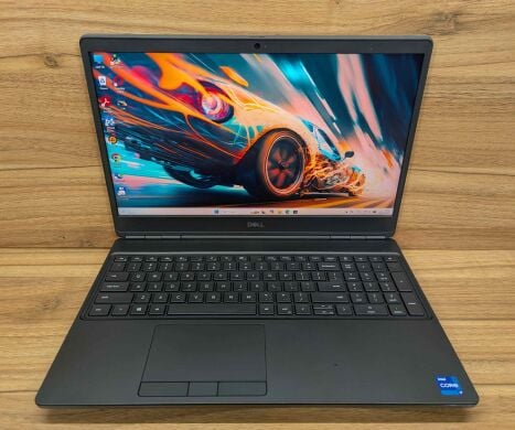Мобільна робоча станція Dell Precision 7560 / 15.6" (1920x1080) IPS / Intel Core i7-11850H (8 (16) ядер по 2.5 - 4.8 GHz) / 32 GB DDR4 / 1000 GB SSD / nVidia RTX A5000, 16 GB GDDR6, 256-bit / WebCam / Windows 11