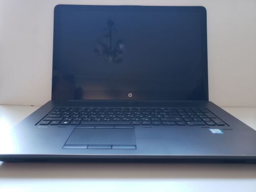 Мобільна робоча станція HP ZBook 17 G3 / 17.3" (1920x1080) IPS / Intel Core i7-6820HQ (4 (8) ядра по 2.7 - 3.6 GHz) / 32 GB DDR4 / 128 GB SSD + 512 GB SSD + 750 GB HDD / nVidia Quadro M3000M, 4 GB GDDR5, 256-bit / WebCam / HDMI Мобільна робоча станція HP ZBook 17 G3 / 17.3" (1920x1080) IPS / Intel Core i7-6820HQ (4 (8) ядра по 2.7 - 3.6 GHz) / 32 GB DDR4 / 128 GB SSD + 512 GB SSD + 750 GB HDD / nVidia Quadro M3000M, 4 GB GDDR5, 256-bit / WebCam / HDMI