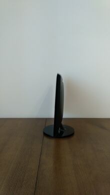 Монітор ASUS VS197N / 18.5" (1366x768) TN+Film / VGA, DVI / VESA 75x75 