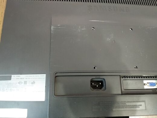 Монітор Samsung SyncMaster E1920N / 18.5" (1366x768) TN / VGA / VESA 75x75