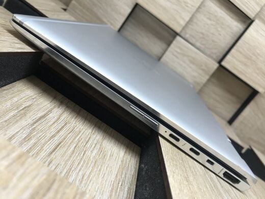 Ноутбук-трансформер Б-класс HP EliteBook x360 1030 G3 / 13.3" (1920x1080) IPS Touch / Intel Core i5-8350U (4 (8) ядра по 1.7 - 3.6 GHz) / 8 GB DDR3 / 256 GB SSD M.2 / Intel UHD Graphics 620 / WebCam / HDMI