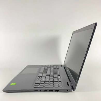 Ноутбук Б-клас Dell Latitude 3510 / 15.6" (1366x768) TN / Intel Core i5-10210U (4 (8) ядра по 1.6 - 4.2 GHz) / 16 GB DDR4 / 256 GB SSD / nVidia GeForce MX230, 2 GB GDDR5, 64-bit / WebCam / HDMI Ноутбук Б-клас Dell Latitude 3510 / 15.6" (1366x768) TN / Intel Core i5-10210U (4 (8) ядра по 1.6 - 4.2 GHz) / 16 GB DDR4 / 256 GB SSD / nVidia GeForce MX230, 2 GB GDDR5, 64-bit / WebCam / HDMI