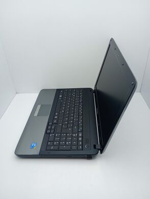 Ноутбук Samsung R540 / 15.6" (1366x768) TN / Intel Core i3-380M (2 (4) ядра по 2.53 GHz) / 6 GB DDR3 / 320 GB HDD / Intel HD Graphics / Webcam