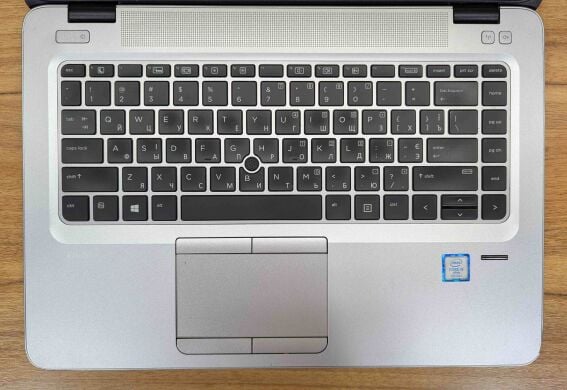 Ультрабук Б-клас HP EliteBook 840 G4 / 14" (1920x1080) IPS Touch / Intel Core i5-7300U (2 (4) ядра по 2.6 - 3.5 GHz) / 8 GB DDR4 / 240 GB SSD / Intel HD Graphics 620 / WebCam / Fingerprint / Windows 10 Ультрабук Б-клас HP EliteBook 840 G4 / 14" (1920x1080) IPS Touch / Intel Core i5-7300U (2 (4) ядра по 2.6 - 3.5 GHz) / 8 GB DDR4 / 240 GB SSD / Intel HD Graphics 620 / WebCam / Fingerprint / Windows 10